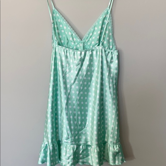 Victoria’s Secret Angels - Picture 2 of 7